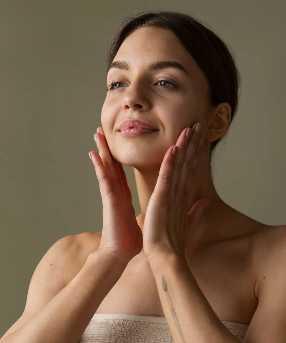 Эксперт Ampermy для VOICE: Как бороться с синдромом уставшего лица