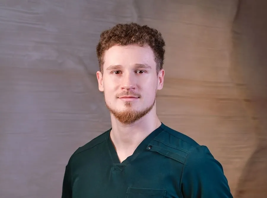 Антон Кондратюк  