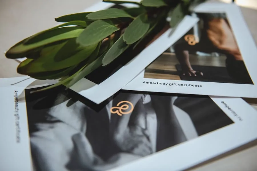 Подарочный сертификат на сумму 10.000/ 20.000/ 50.000 рублей (срок действия - 6 месяцев)